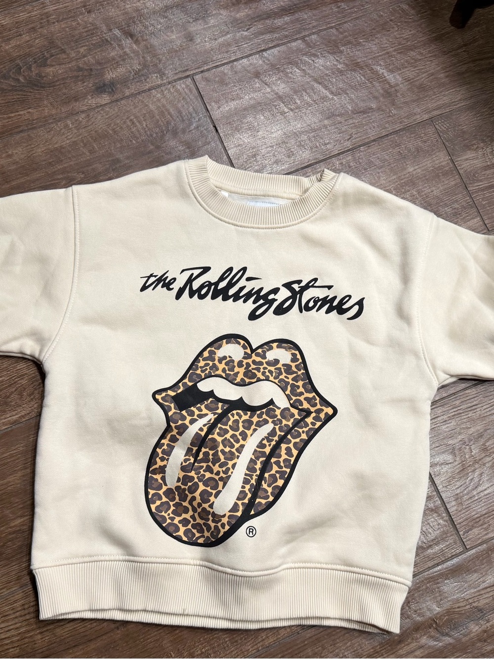 NWOT  Rolling Stones Cream Crewneck with Leopard Tongue Graphic